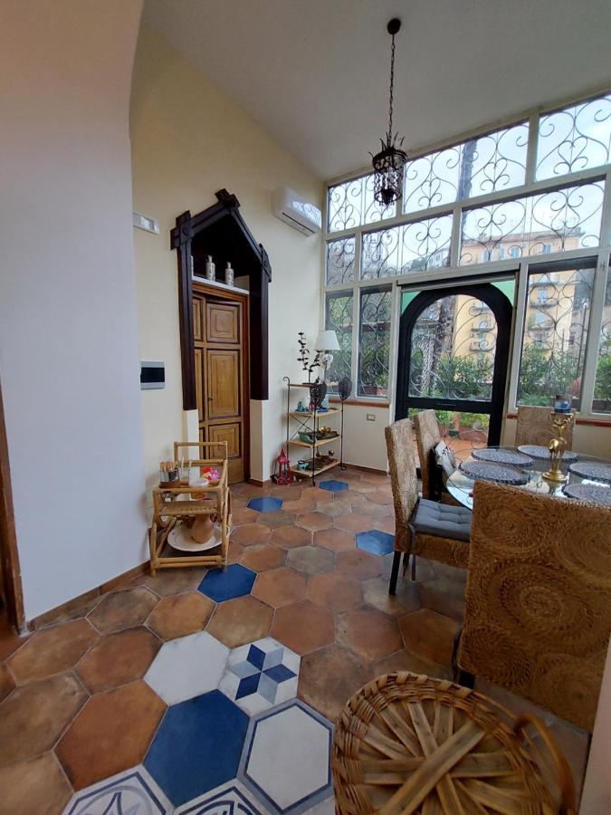 Dimora Storica "Le Stanze Di Dioniso" Villa Napoli Eksteriør billede