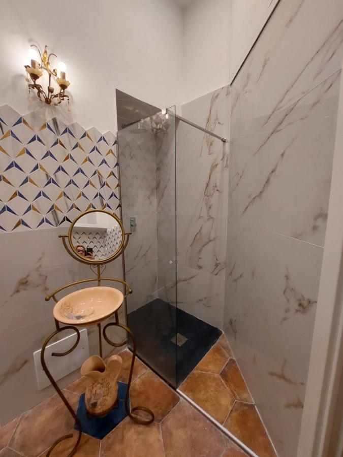 Dimora Storica "Le Stanze Di Dioniso" Villa Napoli Eksteriør billede