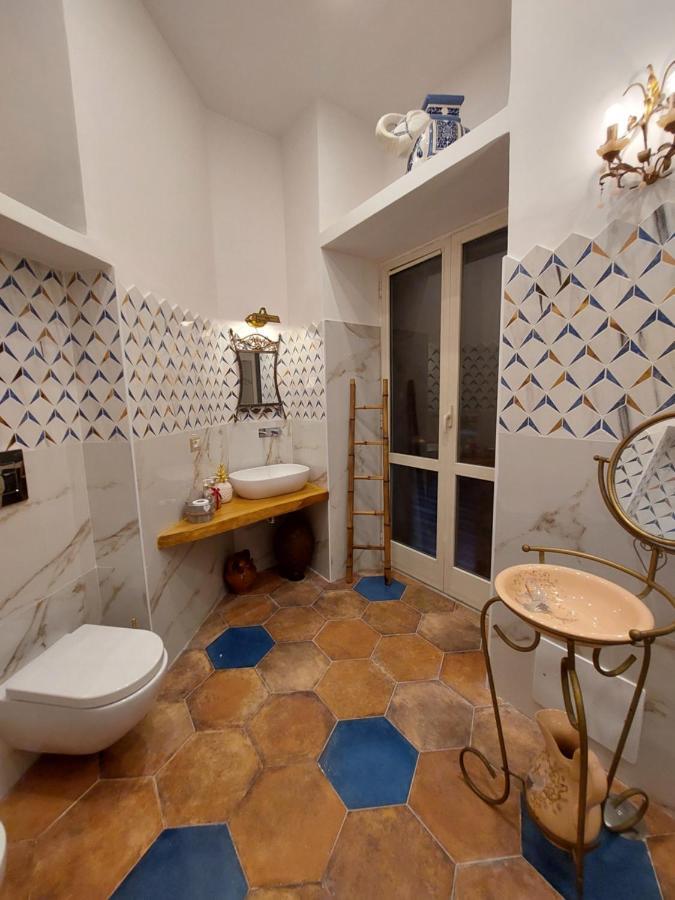 Dimora Storica "Le Stanze Di Dioniso" Villa Napoli Eksteriør billede